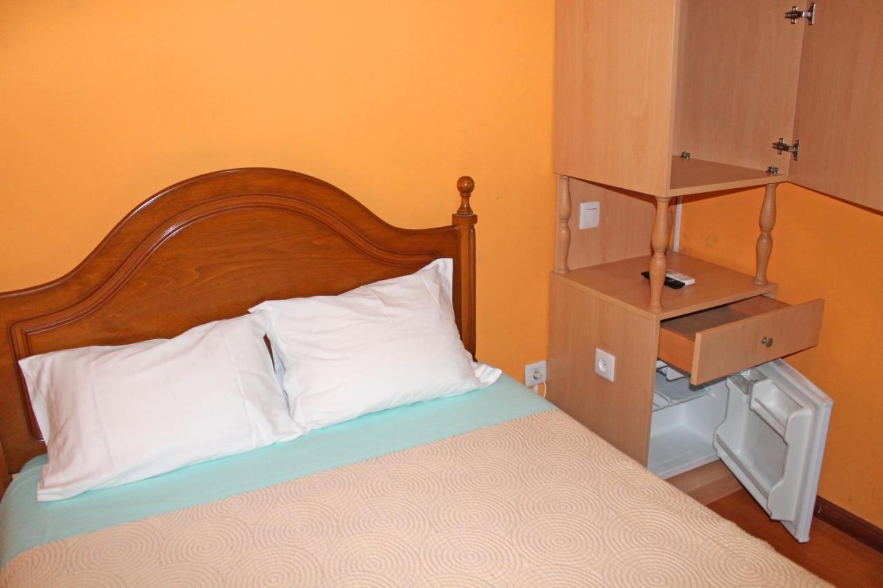 Residencia Vale Formoso Hotel Porto Room photo