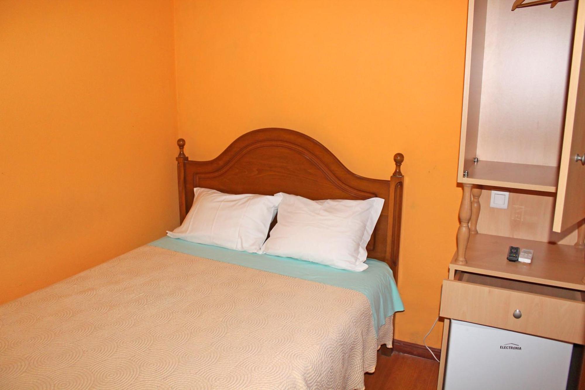 Residencia Vale Formoso Hotel Porto Room photo