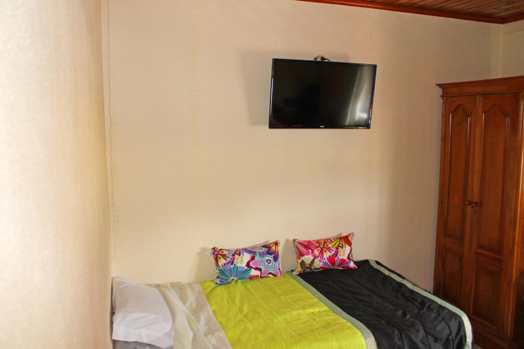 Residencia Vale Formoso Hotel Porto Exterior photo